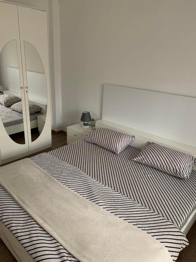 Mar Lux Lejlighed Kumanovo Eksteriør billede